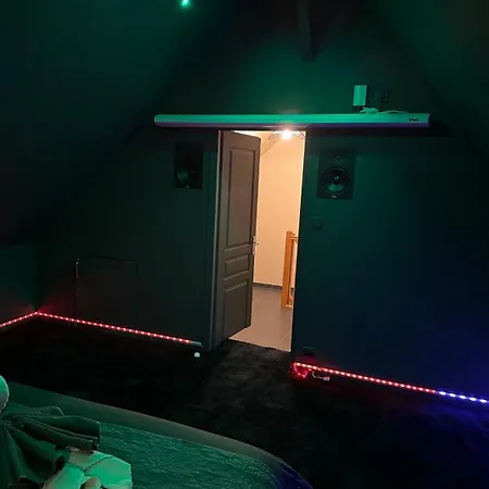 Magnifique Loveroom Avec Sauna, Et Cinemaroom Fontenoy (Aisne)