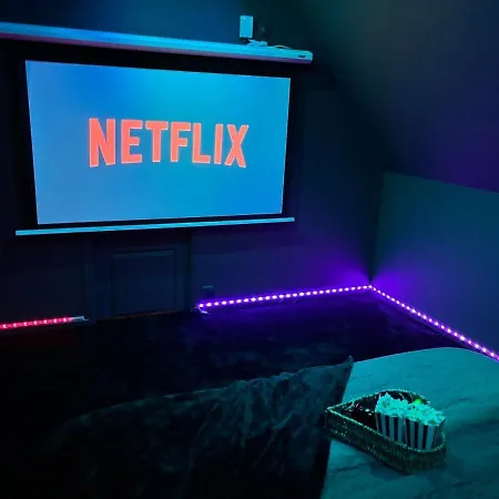 Magnifique Loveroom Avec Sauna, Et Cinemaroom * Fontenoy (Aisne)