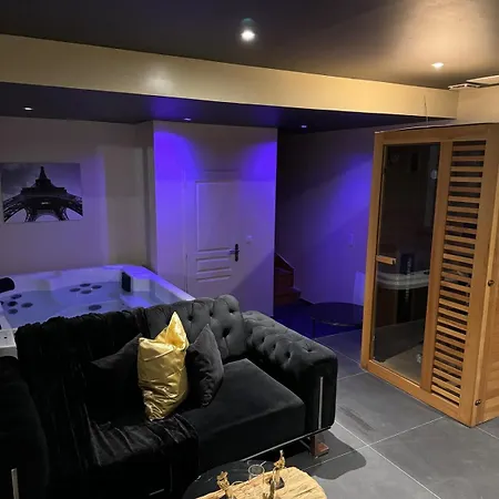 Magnifique Loveroom Avec Sauna, Et Cinemaroom 아파트 *