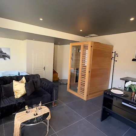 Magnifique Loveroom Avec Sauna, Et Cinemaroom Apartment Fontenoy (Aisne)