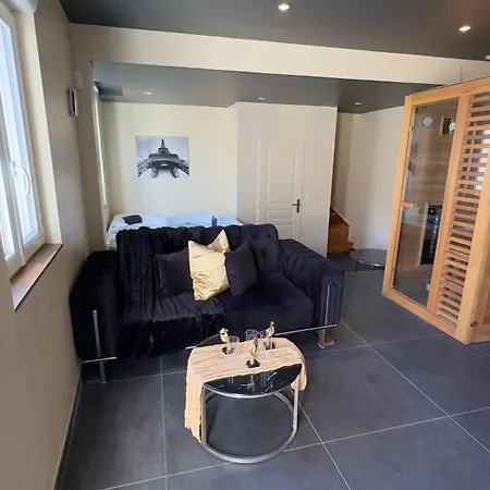 아파트 Magnifique Loveroom Avec Sauna, Et Cinemaroom Fontenoy (Aisne)